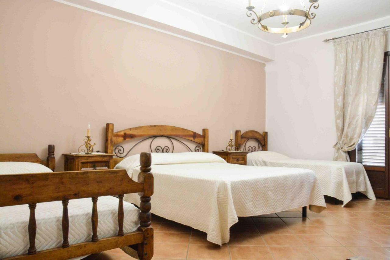 Hotel Castello Di Giuliano Montelepre Buitenkant foto