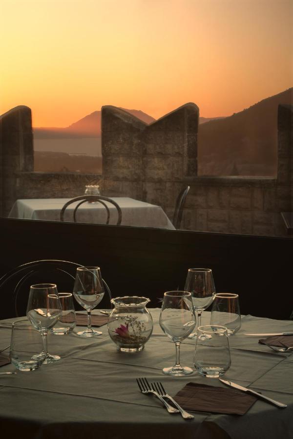 Hotel Castello Di Giuliano Montelepre Buitenkant foto